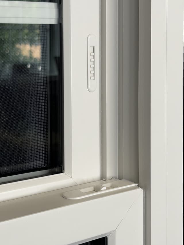 double-hung Window 10